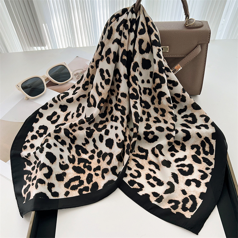70cm kare lüks leopar baskı ip - Scarf Silk Square incelemesi ve fiyatı
