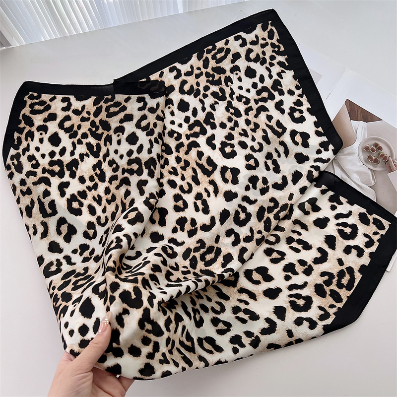 70cm kare lüks leopar baskı ip - Scarf Silk Square incelemesi ve fiyatı