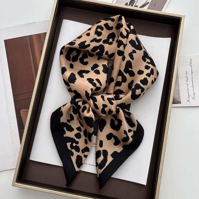 Lüks Leopar Baskı Kadın Saten  - Face Scarf Mask incelemesi ve fiyatı